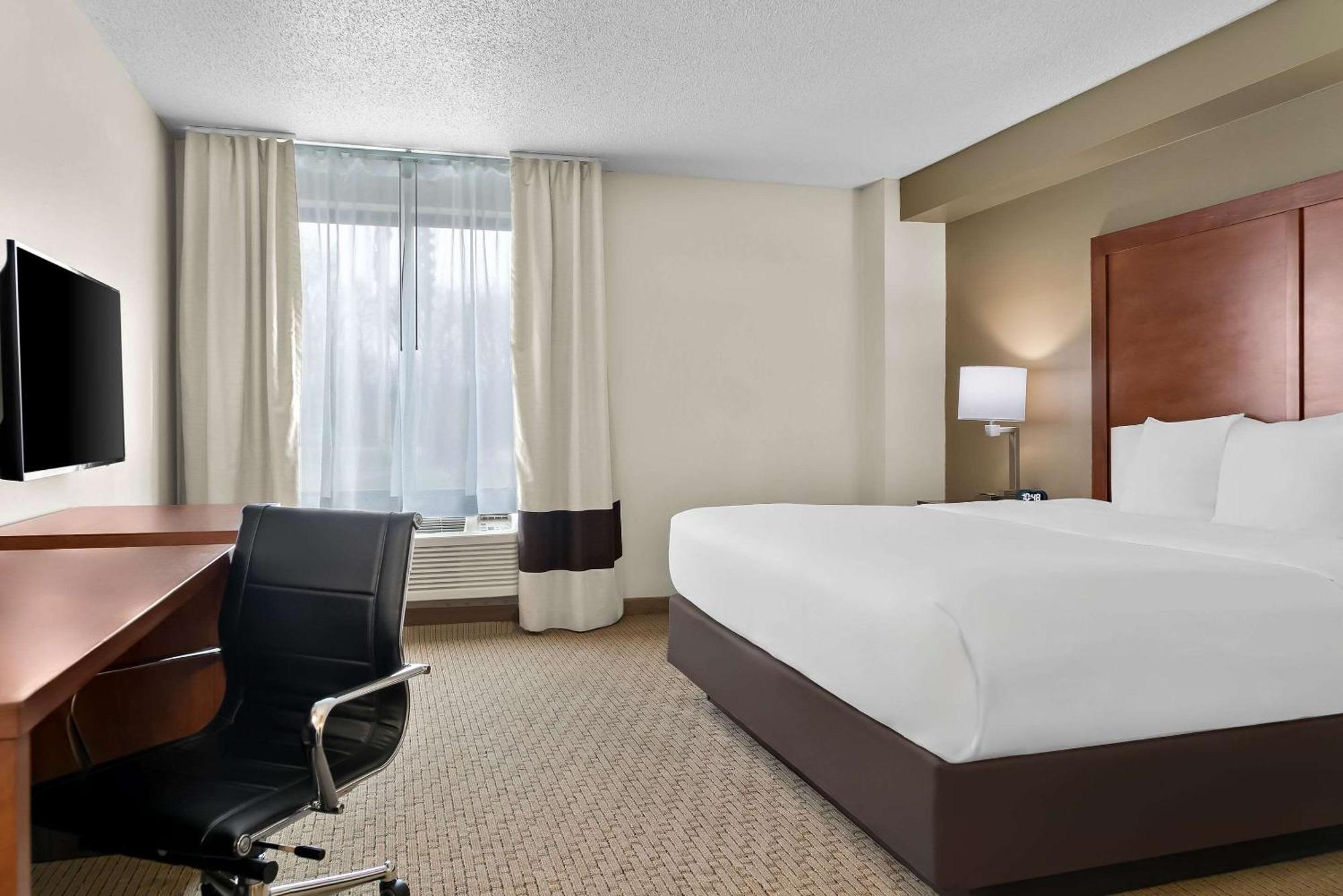 טיילור Comfort Inn & Suites מראה חיצוני תמונה