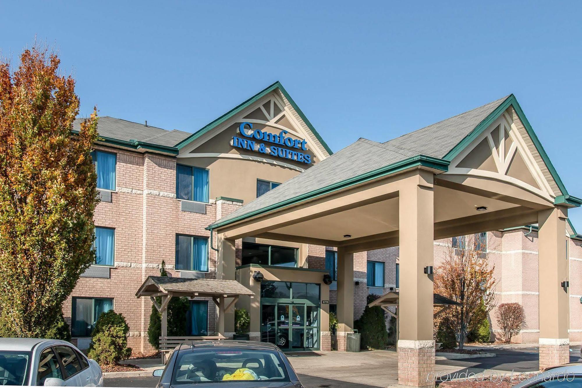 טיילור Comfort Inn & Suites מראה חיצוני תמונה