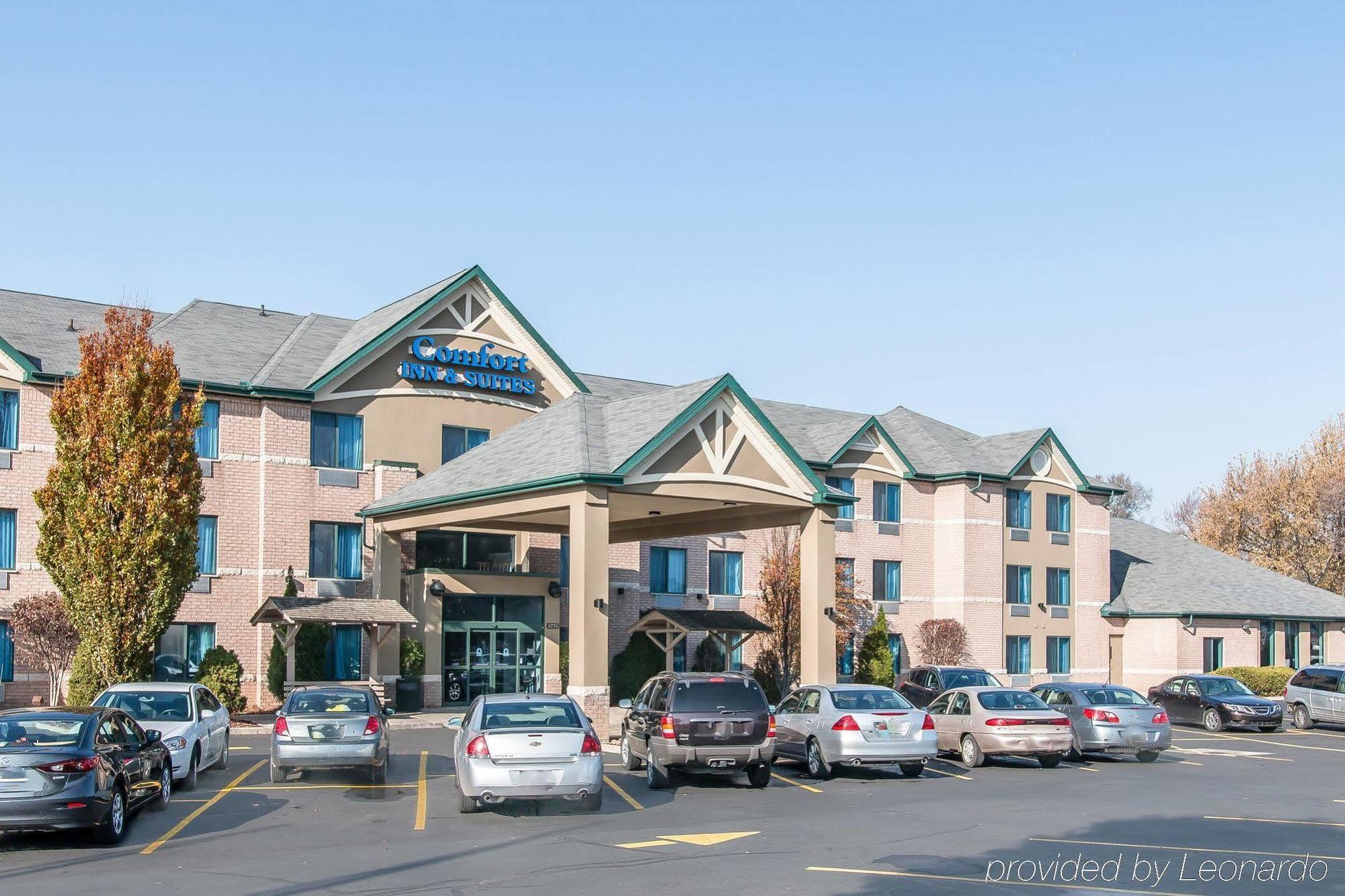 טיילור Comfort Inn & Suites מראה חיצוני תמונה